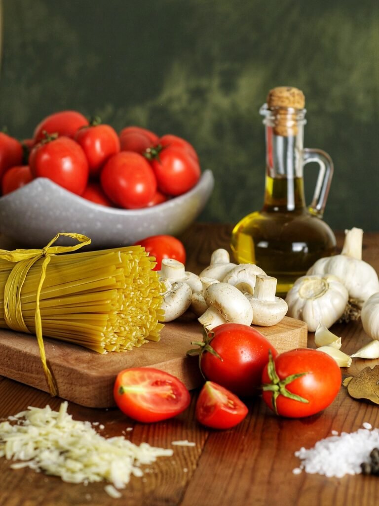 pasta, noodles, tomatoes